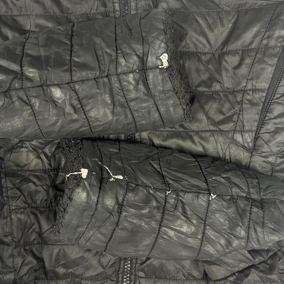 The North Face Black Sherpa Lined Puffer Jacket - Picture 8 of 8